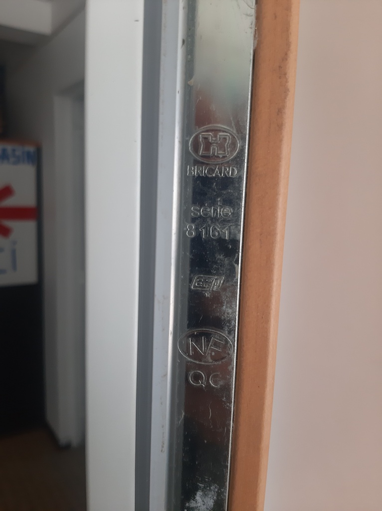 Bloc Porte métallique palière intérieur A2P BP1