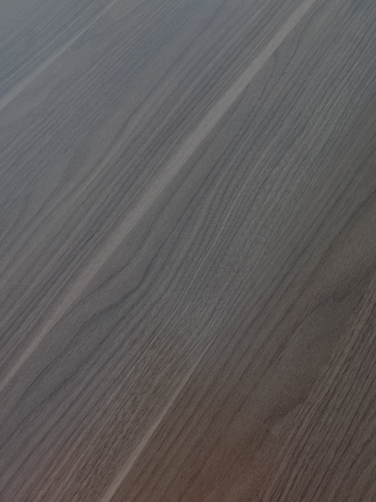 BUREAU SUR ROULETTES