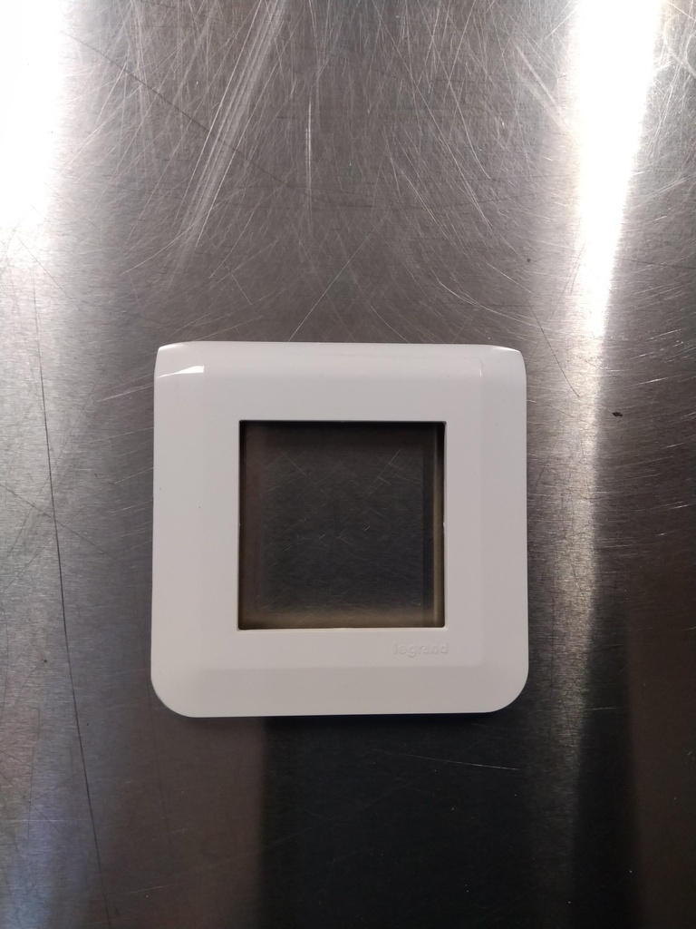 Plaque de finition 1 module type mosaïc 078802L