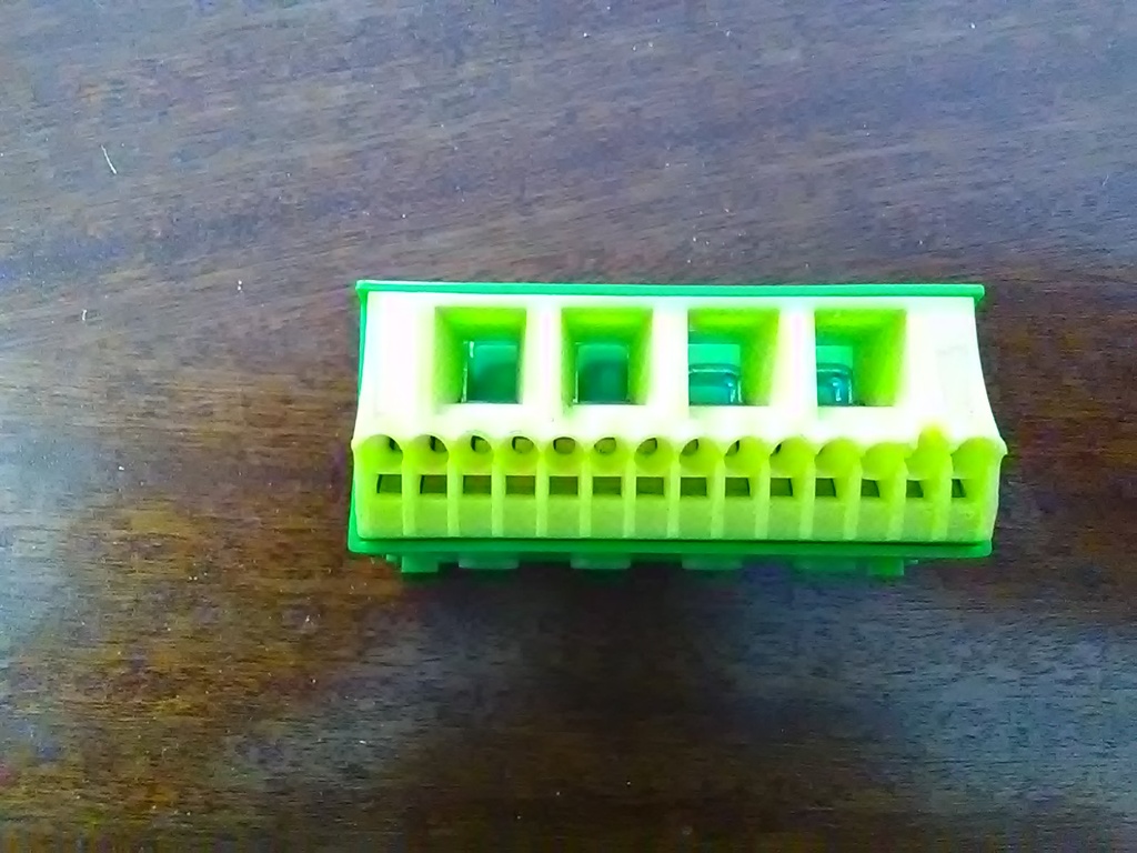 BORNIER DE MISE À LA TERRE