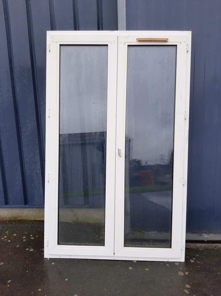 Bloc porte-fenêtre PVC double vitrage (2 vantaux)