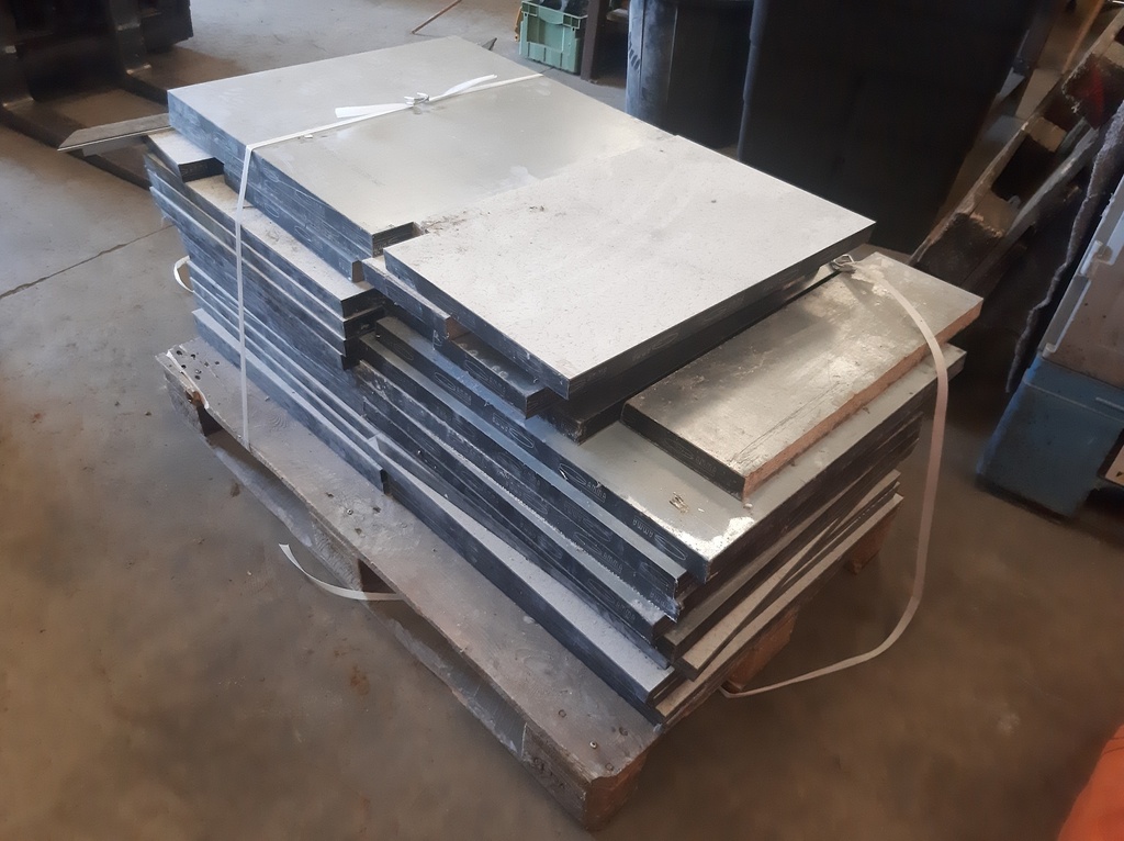 Dalles PLANCHER TECHNIQUE GAMMA (600 x 600 x 30 mm)
